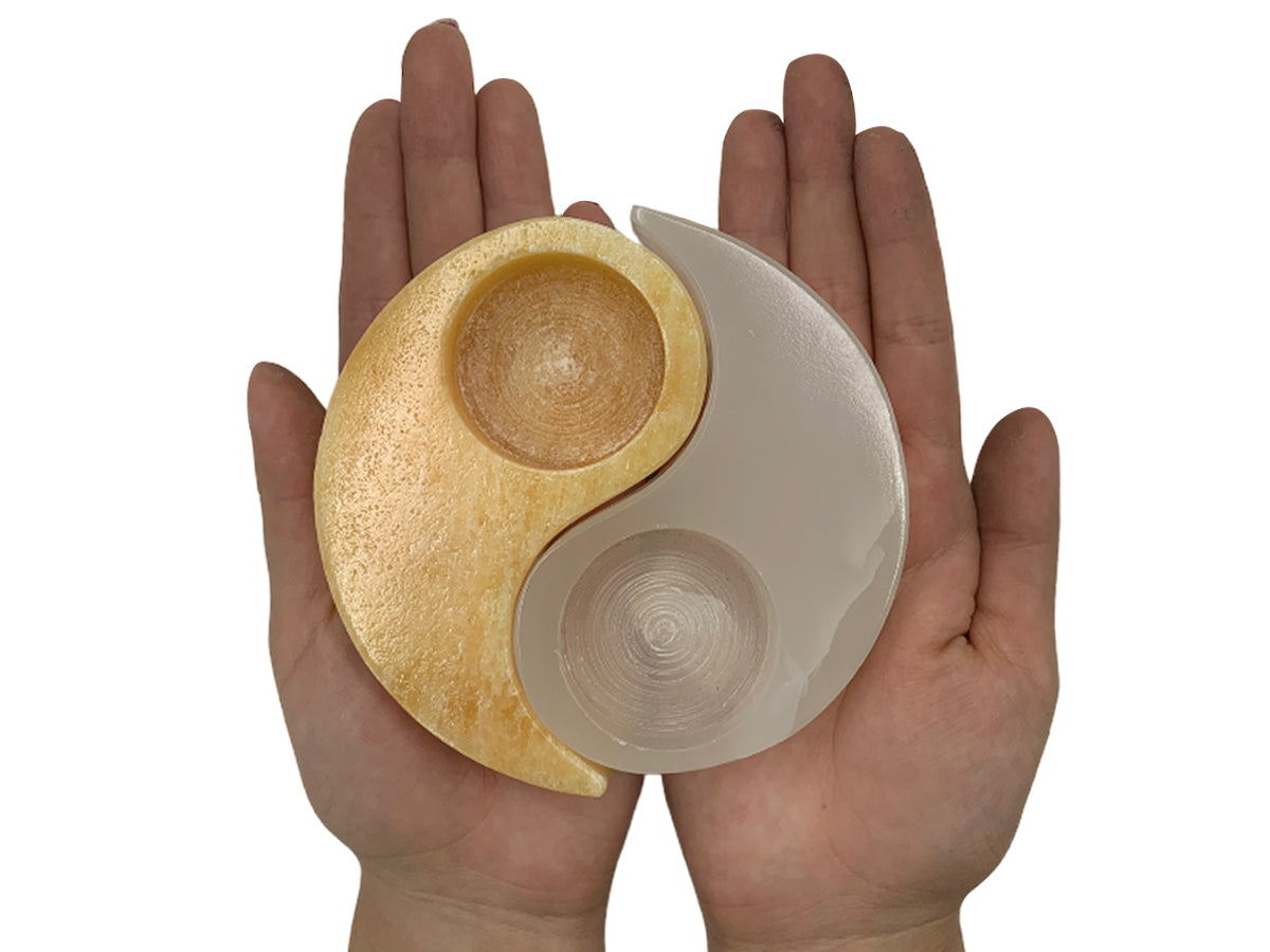 Ying-Yang Candle Holder