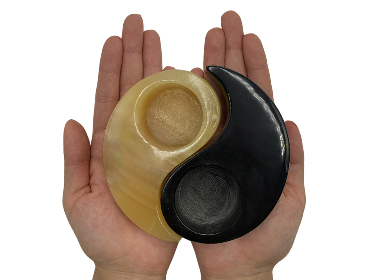 Ying-Yang Candle Holder