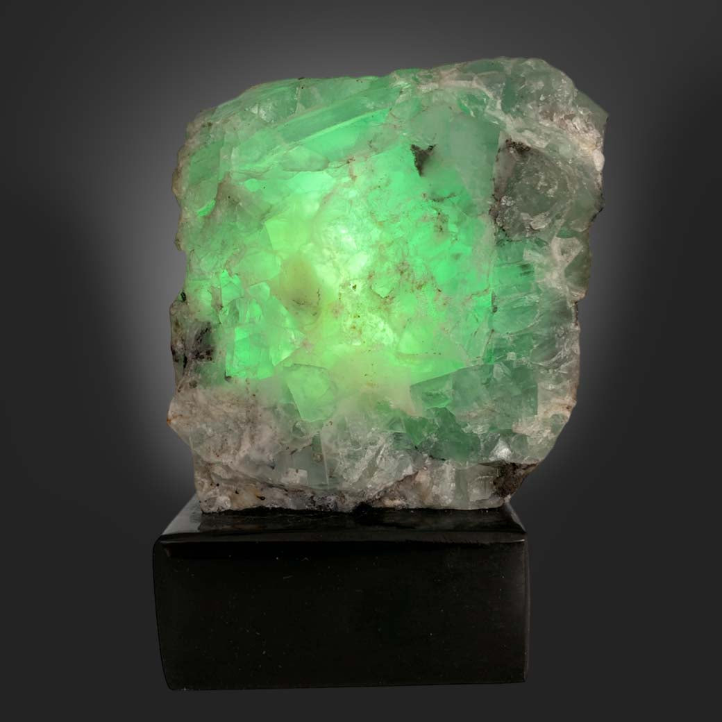 Fluorite Irregular Rustic Lamp