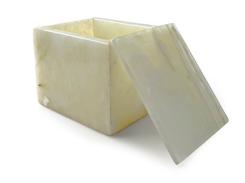 White onyx jewelry box 12 cm tall