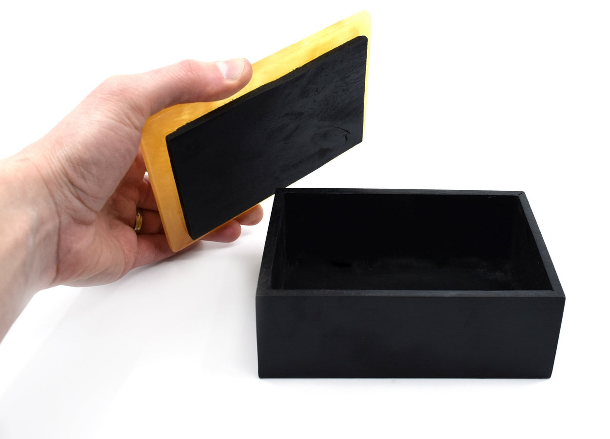 Black Onyx Jewelry Box w /Orange Calcite Lid (5cm)